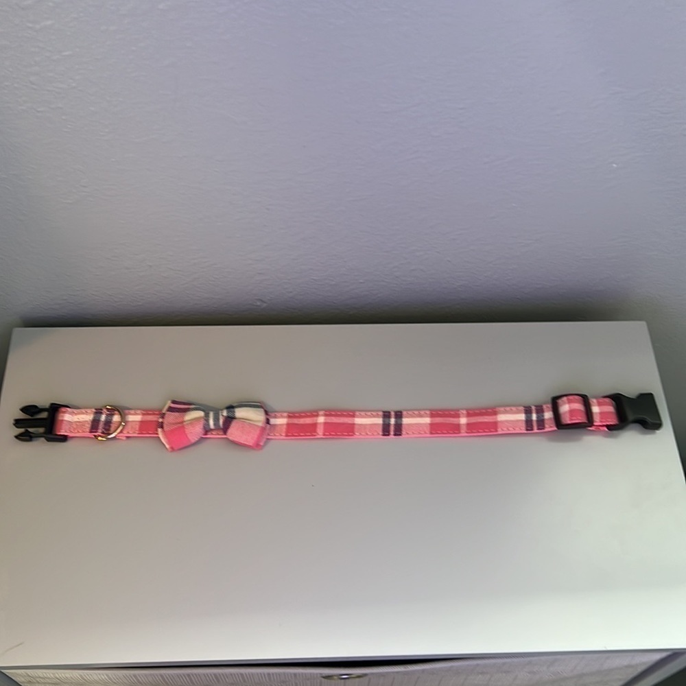 Pink plaid dog collar 1’ wide 22” long - Picture 4 of 5